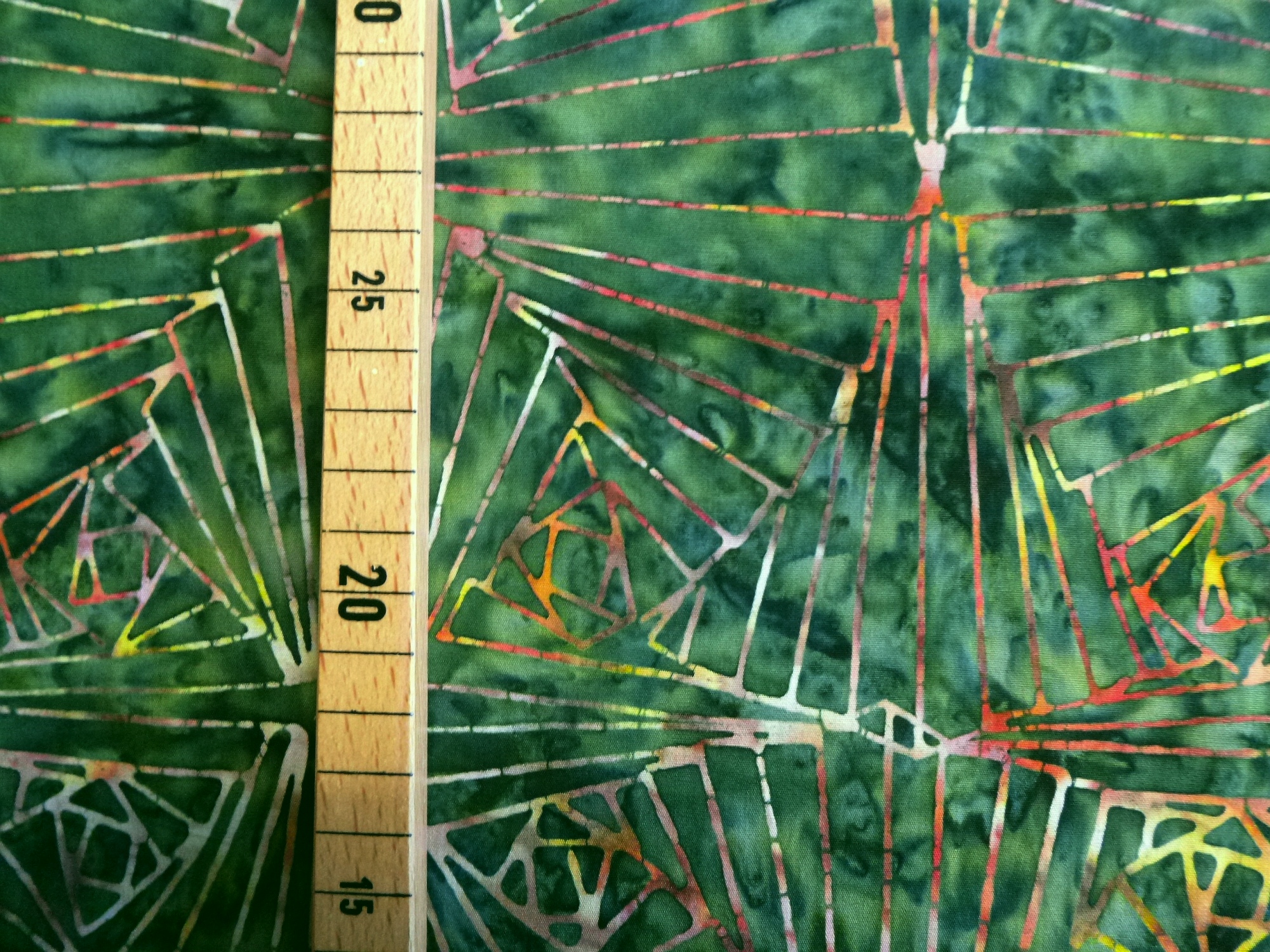 Stoff Tonga Batik Sherwood grün-bunt – Bild 5