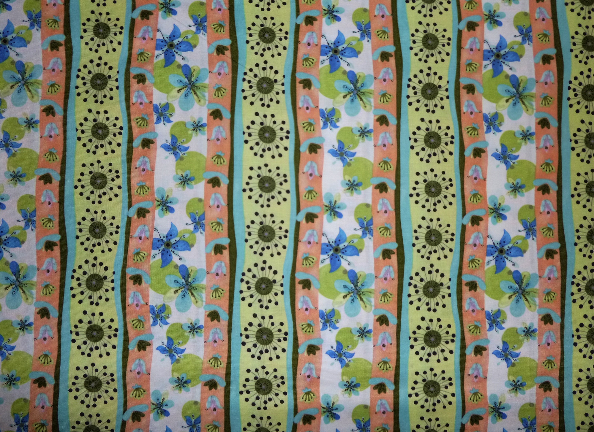 Stoff Andromeda Streublumen auf gelb – Bild 6