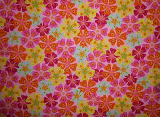 Stoff mit Blüten rosa-bunt Timeless Treasures