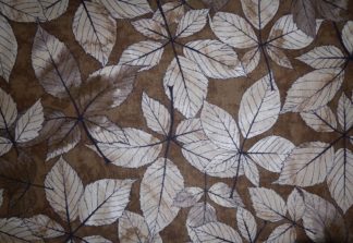 Stoff "Autumn Gatherings" von ITB Blätter taupe