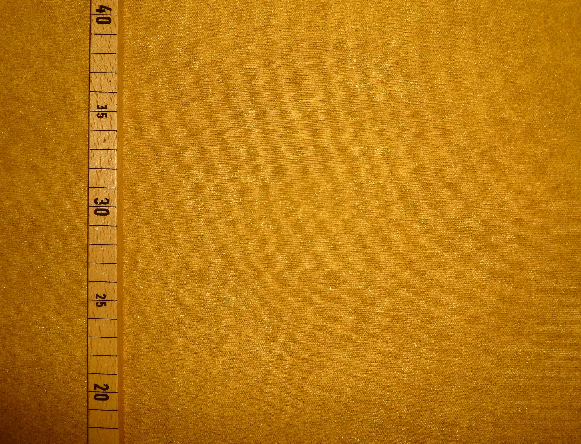 Stoff goldgesprenkelt