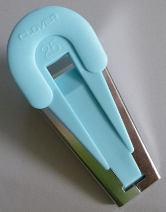 Clover Former für aufbügelbares Schrägband 25 mm